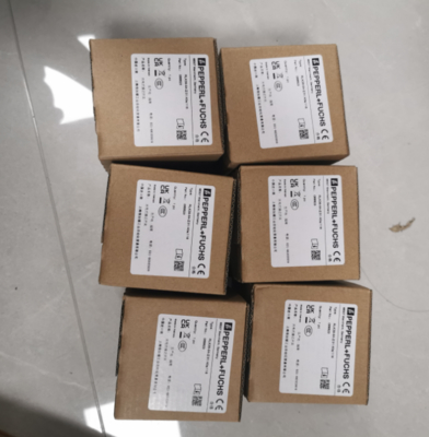 Hot Sale Original New Mirror Reflection Type Photoelectric P+F RLK39-54Z31-40A-116 Cheap Stock