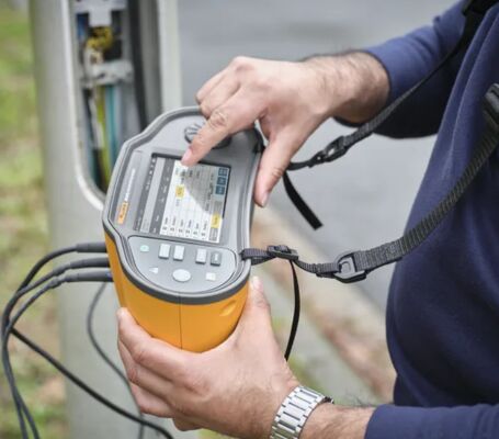Fluke 1674FC Multifunctional Installation Tester