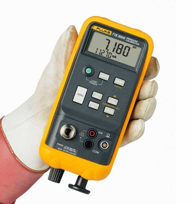 Fluke 718 เครื่องปรับความดันในคลัง