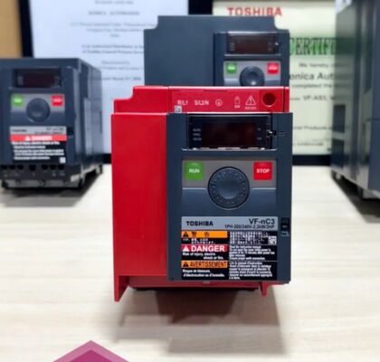 ไดรฟ์ความถี่แปรผัน AC VFD Toshiba VFNC3S-2022PL ขนาด 3 แรงม้า เฟสเดียว 220 โวลต์
