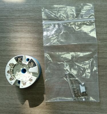 เครื่องส่งสัญญาณอุณหภูมิ E+H TMT84-A1A2A ของแท้ 100% พร้อมระดับการป้องกัน IP65 และโครงสร้างสแตนเลส