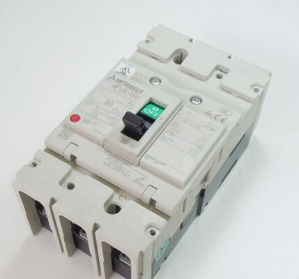 มิตซูบิชิ NF125-SVU 3P 20A UL 489 สอดคล้องกับกรอบหมุนตัดกรอบ - ซีรีย์ NF