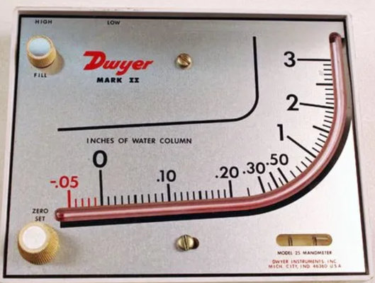 Dwyer dwyeromega MARK II M-700PA ,Molded plastic manometer, range 10-0-700 Pa WITH red fluid